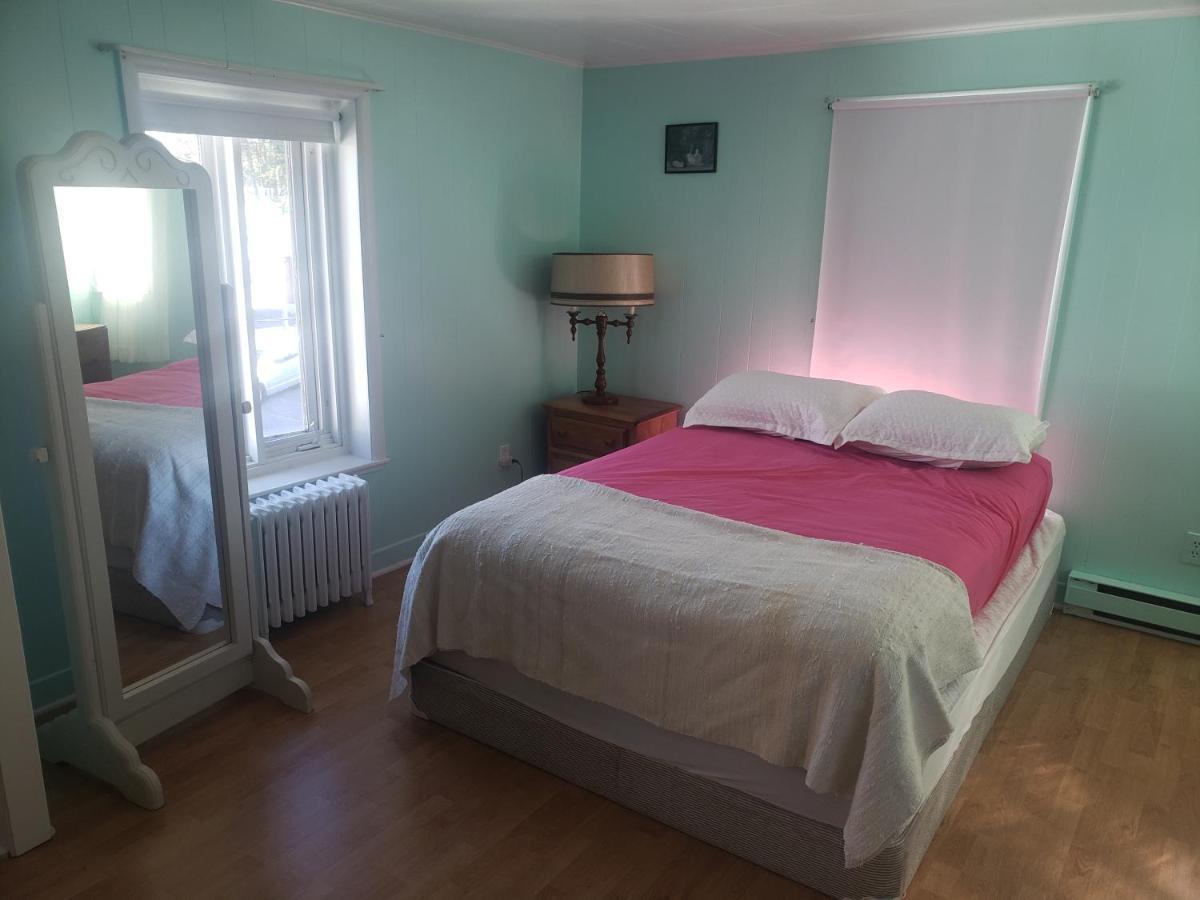 La Joie De Vivre Apartman Trois-Pistoles Kültér fotó
